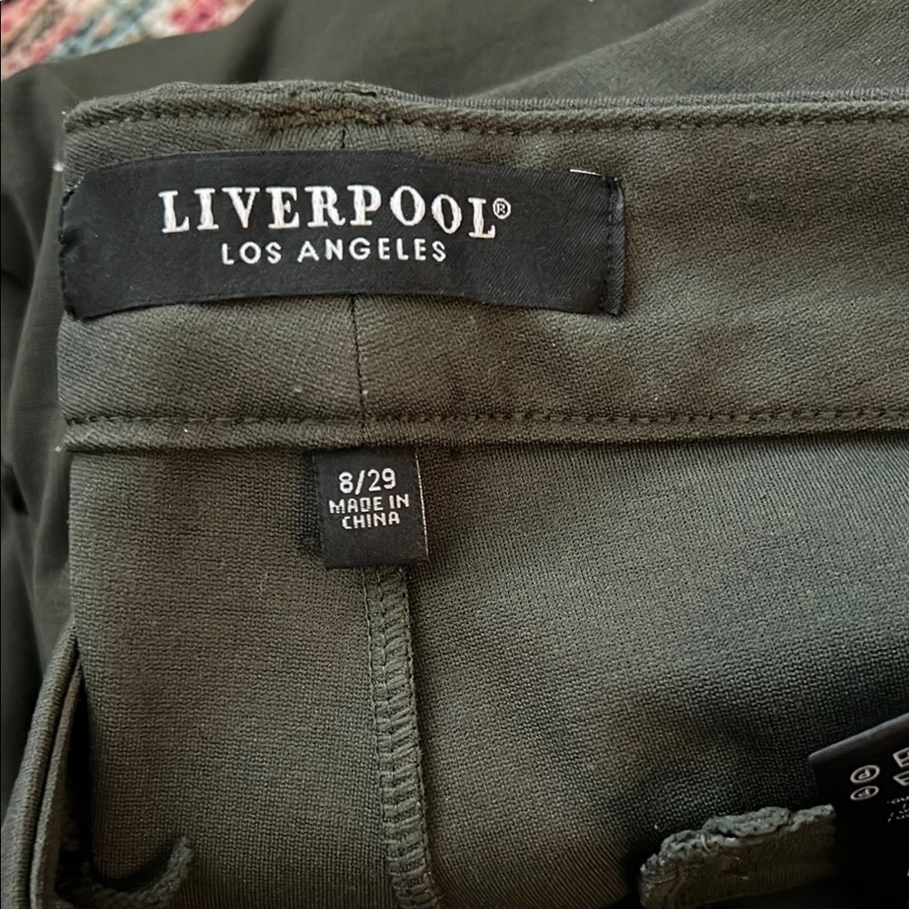 Liverpool Los Angeles Olive Pants, size 8
